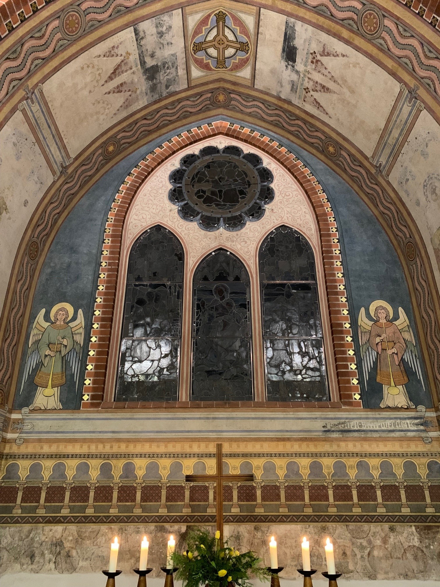 Restaurierung Ausmalung Apsis Ev. Pfingstkirche (5. BA)